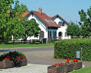 Hortobagy Club Hotel 外观 照片