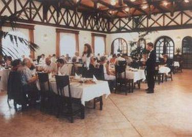 Hortobagy Club Hotel 餐厅 照片